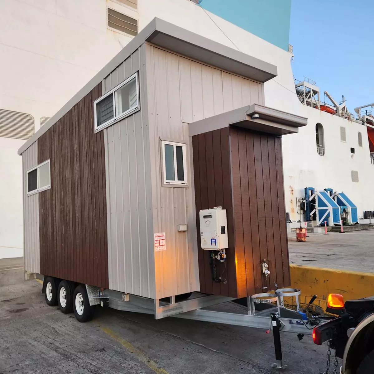 Brett's Tiny Home bound for Tasmania delivered to the docks